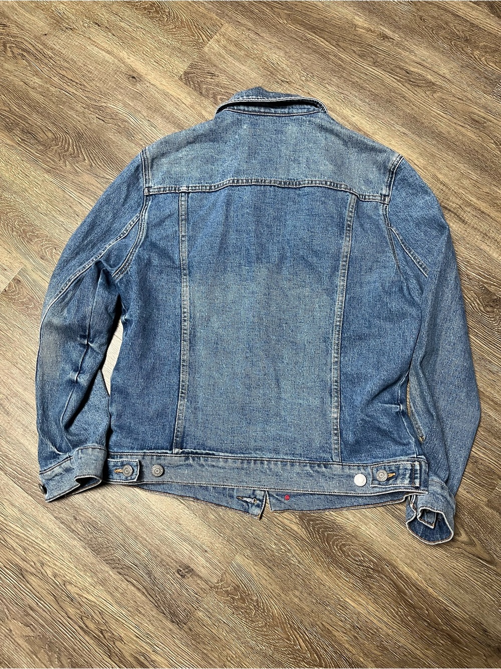 Tommy Hilfiger women’s size medium Blue Denim Jacket - Picture 6 of 6